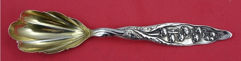 Sugar Spoon GW w/ shell bowl 5 3/4